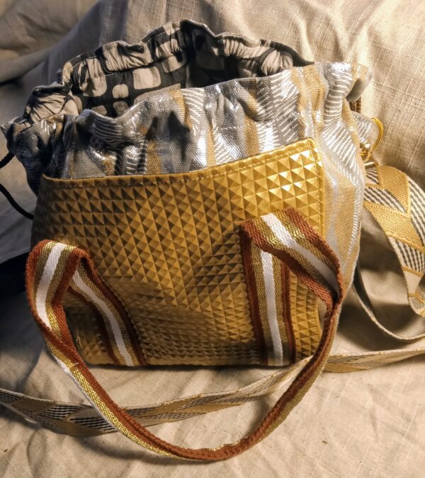 Golden Glow – Image 2
