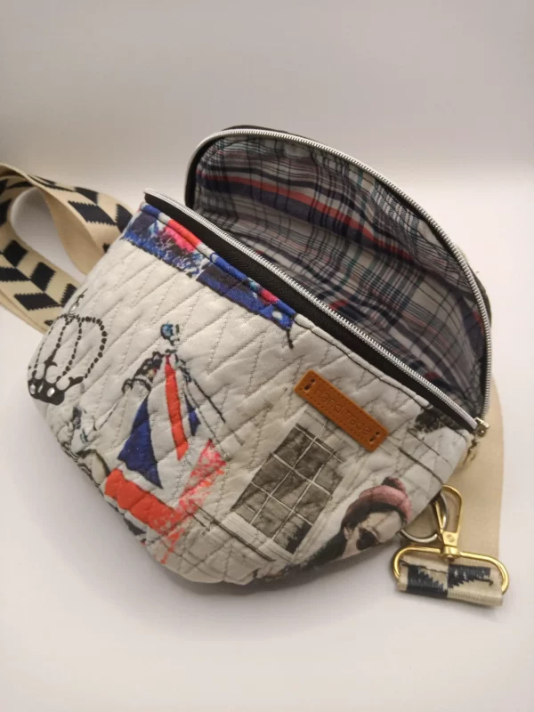 AngloVibe – Image 3